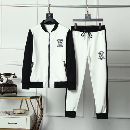 New Arrivals Louis Vuitton Tracksuits For Men in 159440