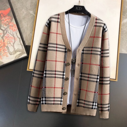Burberry Sweaters for Men in 159487