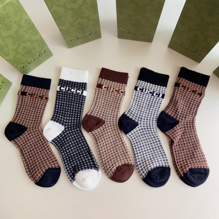 New Arrivals Gucci Socks A pack in 159802