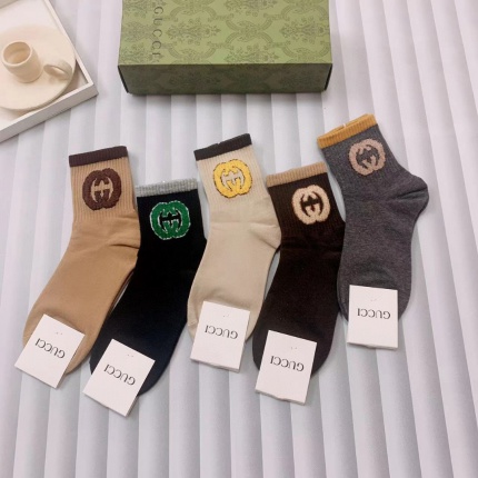 New Arrivals Gucci Socks A pack in 159806