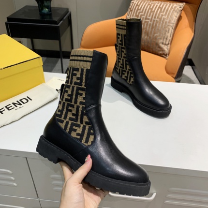 New Arrivals Fendi Boots For Women in 159910