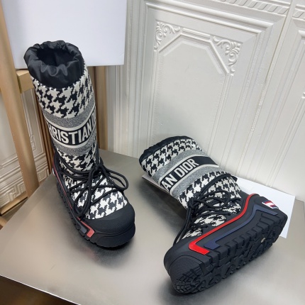 Dior Boots For Women in 159931