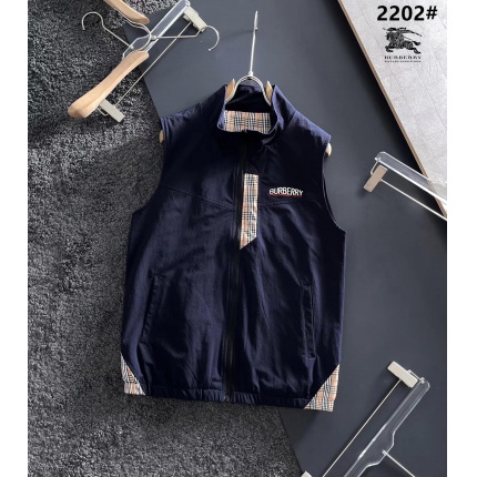 New Arrivals Burberry Thin Vest Jacket For Men in 160160
