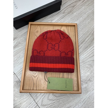 Gucci Beanies in 160293