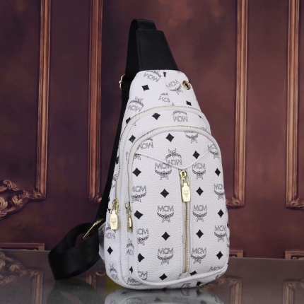 MCM Handbags in 160330