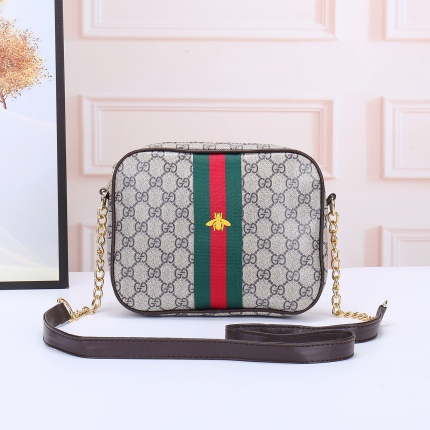 Gucci Cross Bags in 160345