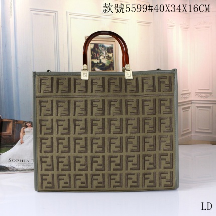 Cheap Fendi Handbags in 160395