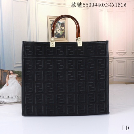 Cheap Fendi Handbags in 160398