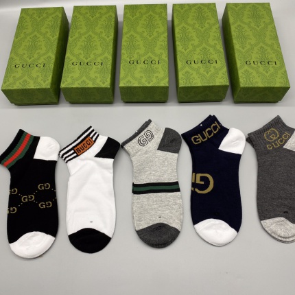 New Arrivals Gucci Socks A pack in 160922