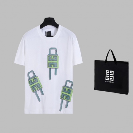 Givenchy T-Shirts for Men in 161079