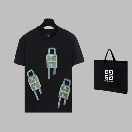 Givenchy T-Shirts for Men in 161080