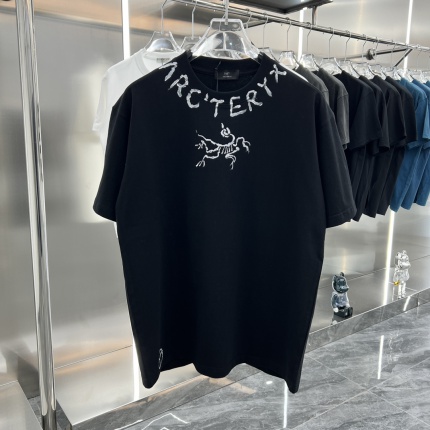 ARC TERYX T-shirts for Men in 161133