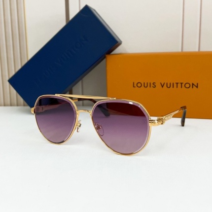 Louis Vuitton AAA Quality Sunglasses in 161556