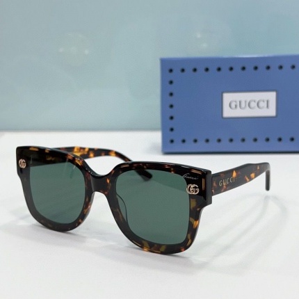 Gucci Glasses in 161627
