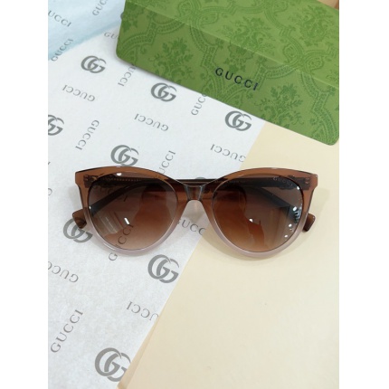 Gucci Glasses in 161738