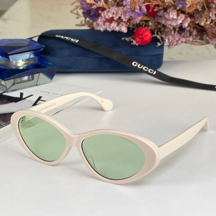 Gucci Glasses in 161798