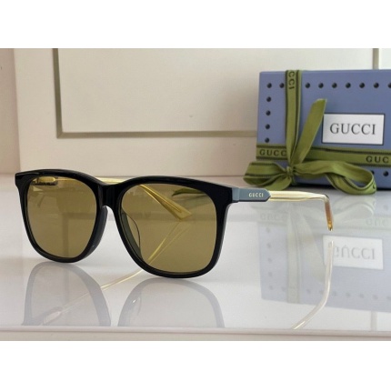 Gucci Glasses in 161816