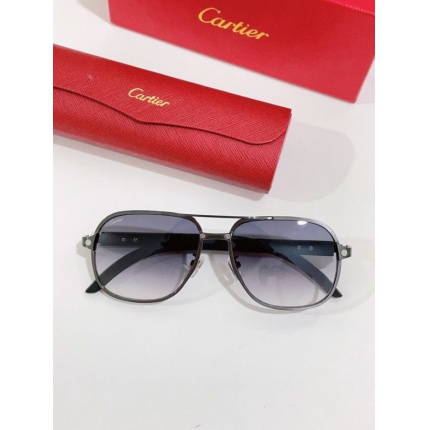 Cartier Glasses in 161977