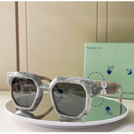 Off White AAA quality Glasses in 165831