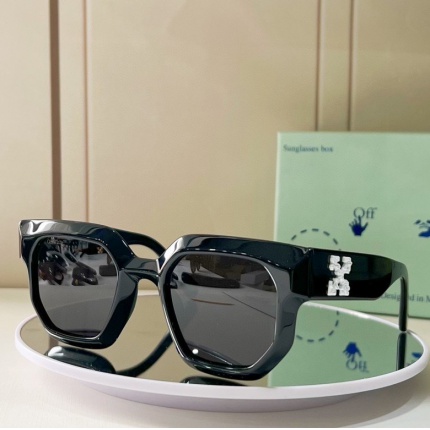 Off White AAA quality Glasses in 165833