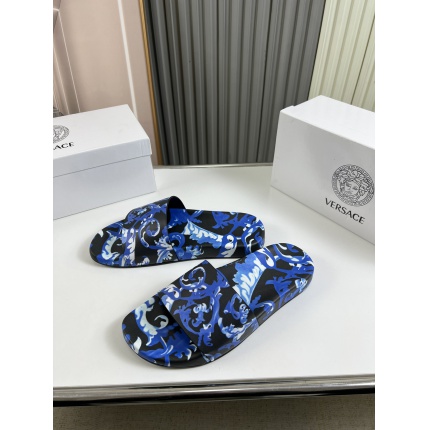 Versace Slippers For Men in 166496