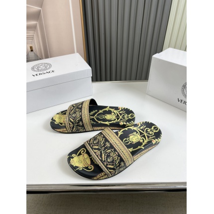 Versace Slippers For Men in 166504