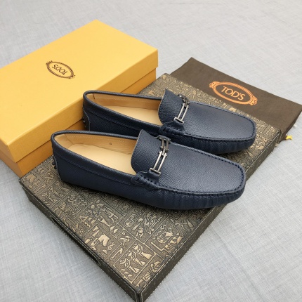 Tods Leather Loafers For Men in 166575