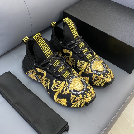 Versace Sneakers For Men in 166667