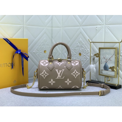 Louis Vuitton AAA Quality Handbags in 166814
