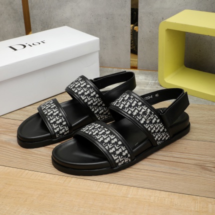 Dior Slippers For Men in 167332