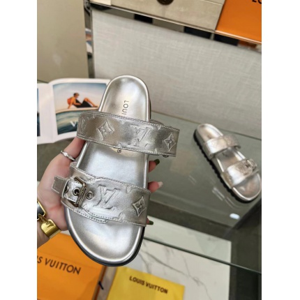New Arrivals Louis Vuitton Slippers For Women in 167360