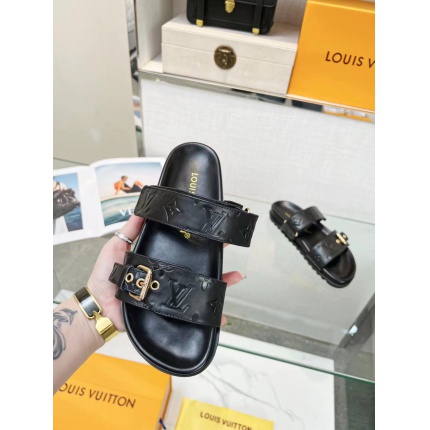 New Arrivals Louis Vuitton Slippers For Women in 167361