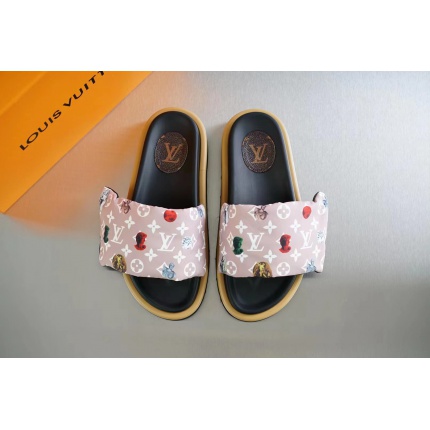 New Arrivals Louis Vuitton Slippers For Women in 167369