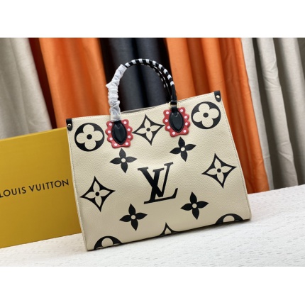 Louis Vuitton AAA Quality Handbags in 167570