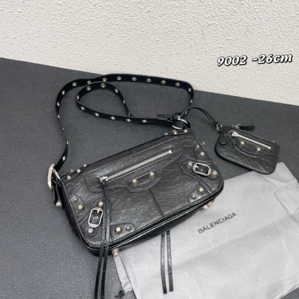 Balenciaga high quality Handbags in 167648