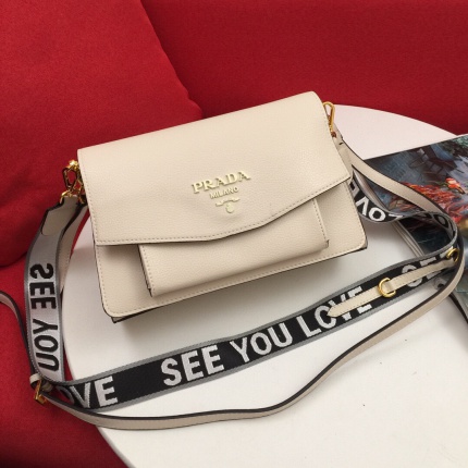 Proda High quality Handbags in 167676