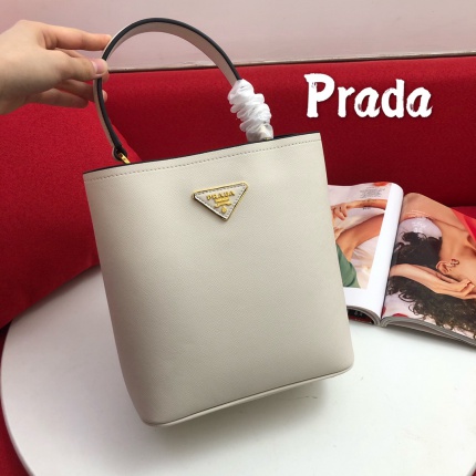 Proda High quality Handbags in 167683