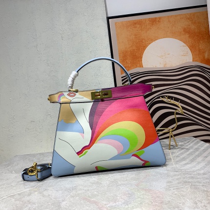 Fendi AAA+++ Handbags in 167708