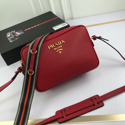 Proda High quality Handbags in 167710