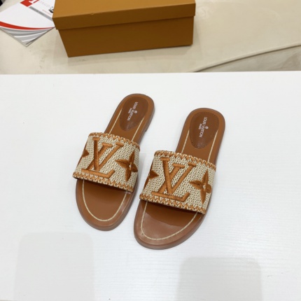 Louis Vuitton Shoes for Women in 167753
