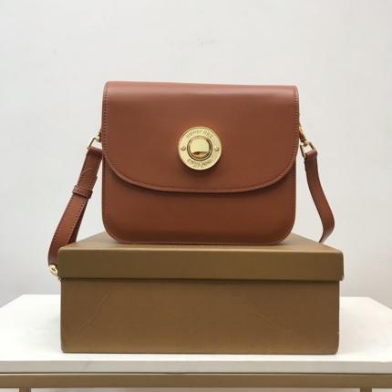 Burberry AAA+++ Crossbody Bags in 167782