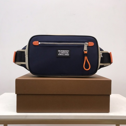 Burberry AAA quality Bags For Men in 167820