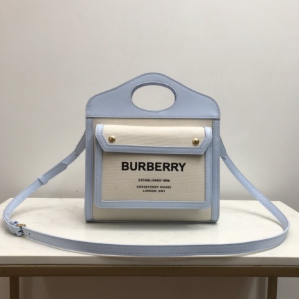 Burberry AAA+++ Crossbody Bags in 167845