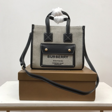 Burberry AAA+++ Crossbody Bags in 167858