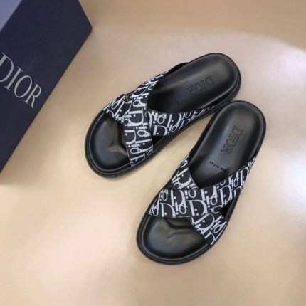 Dior Slippers For Men in 167946