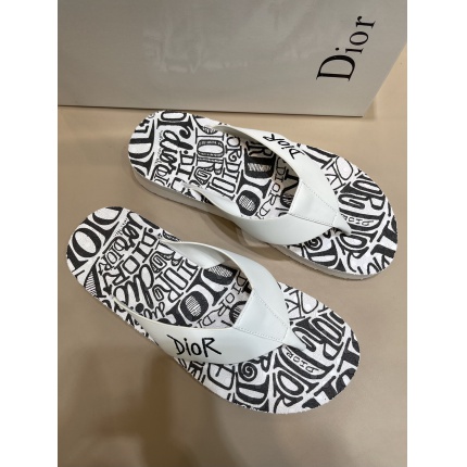 Dior Slippers For Men in 167983