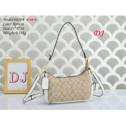 Coach Cross Bags in 168123