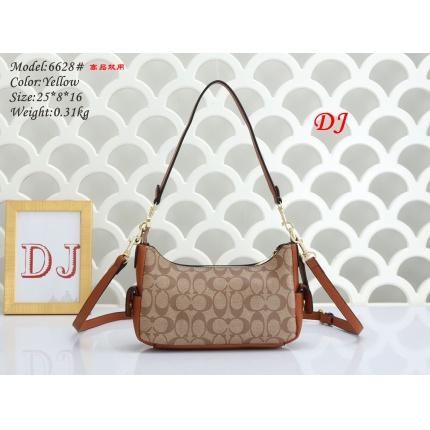 Coach Cross Bags in 168126