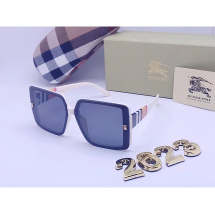 Burberry Sunglasses in 168220