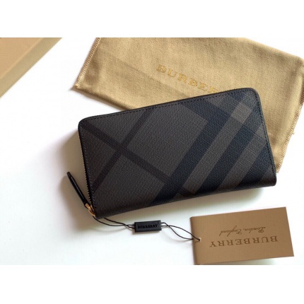 Burberry AAA Quality Wallets in 168718